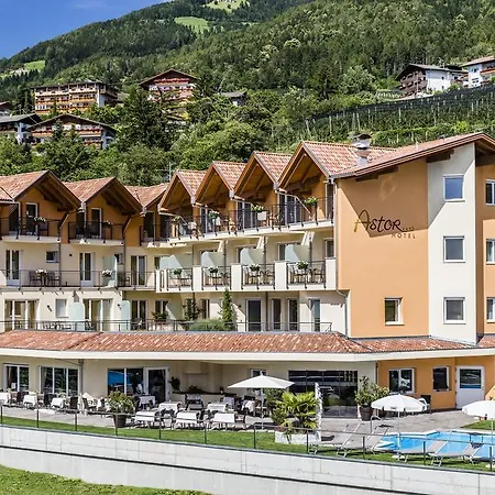 Astor 3*