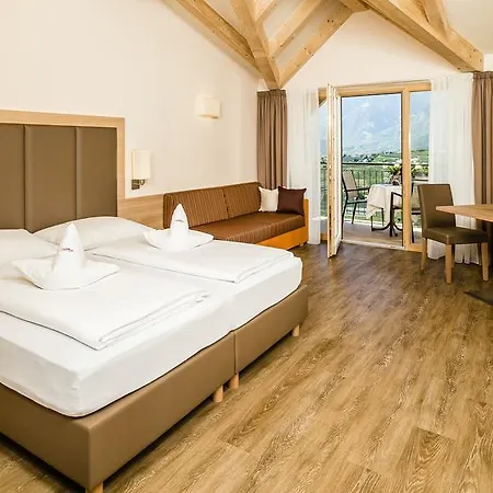 Astor 3* Скена